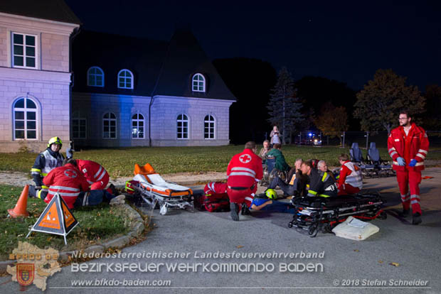20181012 Realistische Brandeinsatzübung in Oberwaltersdorf  Foto: © Stefan Schneider