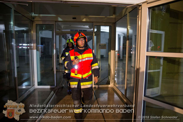 20181012 Realistische Brandeinsatzübung in Oberwaltersdorf  Foto: © Stefan Schneider