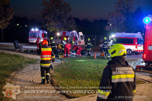 20181012 Realistische Brandeinsatzübung in Oberwaltersdorf  Foto: © Stefan Schneider