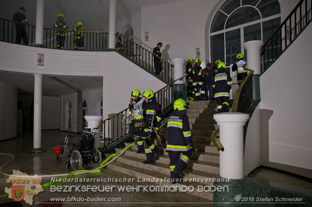 20181012 Realistische Brandeinsatzübung in Oberwaltersdorf  Foto: © Stefan Schneider