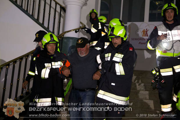 20181012 Realistische Brandeinsatzübung in Oberwaltersdorf  Foto: © Stefan Schneider