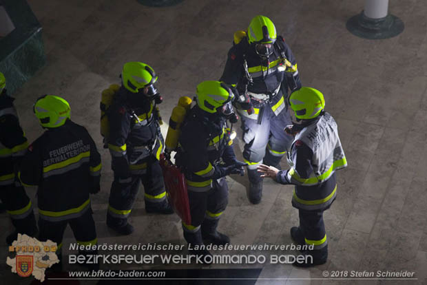 20181012 Realistische Brandeinsatzübung in Oberwaltersdorf  Foto: © Stefan Schneider