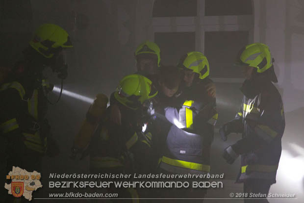 20181012 Realistische Brandeinsatzübung in Oberwaltersdorf  Foto: © Stefan Schneider