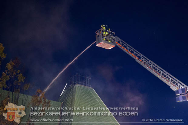 20181012 Realistische Brandeinsatzübung in Oberwaltersdorf  Foto: © Stefan Schneider