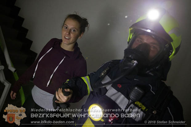 20181012 Realistische Brandeinsatzübung in Oberwaltersdorf  Foto: © Stefan Schneider