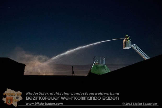 20181012 Realistische Brandeinsatzübung in Oberwaltersdorf  Foto: © Stefan Schneider