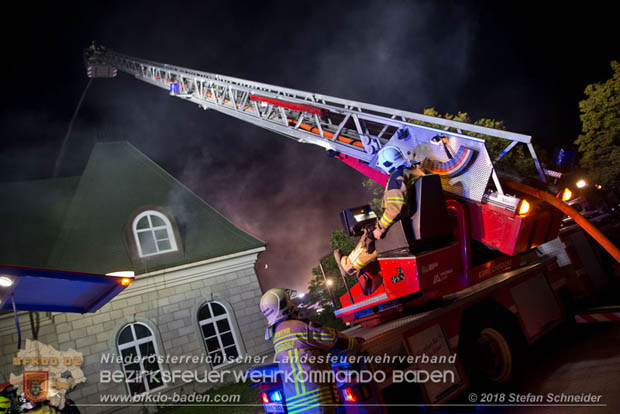 20181012 Realistische Brandeinsatzübung in Oberwaltersdorf  Foto: © Stefan Schneider