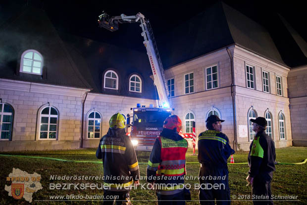 20181012 Realistische Brandeinsatzübung in Oberwaltersdorf  Foto: © Stefan Schneider