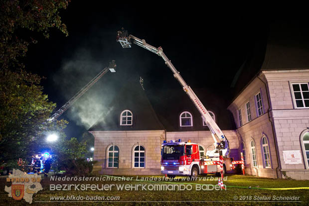 20181012 Realistische Brandeinsatzübung in Oberwaltersdorf  Foto: © Stefan Schneider