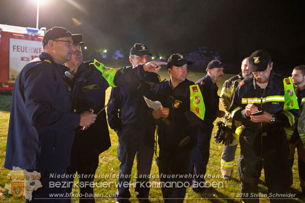 20181012 Realistische Brandeinsatzübung in Oberwaltersdorf  Foto: © Stefan Schneider