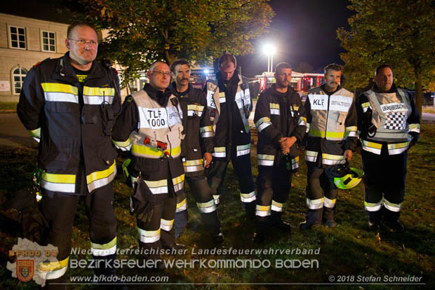 20181012 Realistische Brandeinsatzübung in Oberwaltersdorf  Foto: © Stefan Schneider