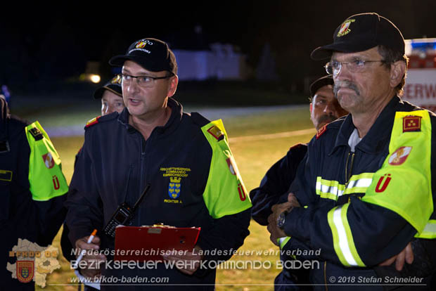20181012 Realistische Brandeinsatzübung in Oberwaltersdorf  Foto: © Stefan Schneider