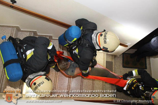 20181012 Brandeinsatzuebung in einer Guenselsdorfer Tiefgarage Foto: SB oeA Christopher Neumayer 20181012 Brandeinsatzuebung in einer Guenselsdorfer Tiefgarage Foto: SB oeA Christopher Neumayer
