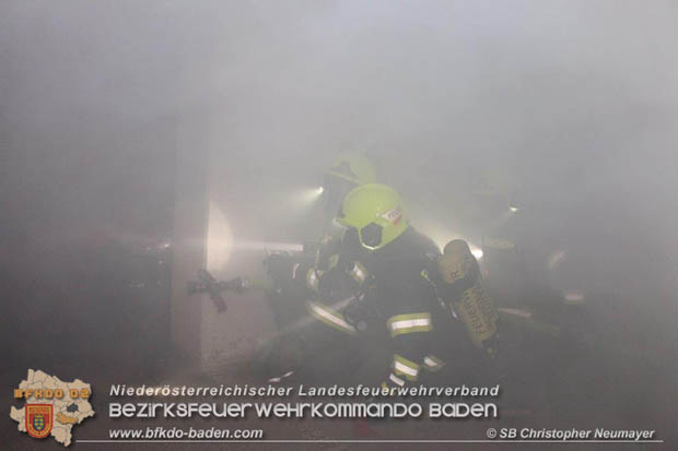 20181012 Brandeinsatzuebung in einer Guenselsdorfer Tiefgarage Foto: SB oeA Christopher Neumayer 20181012 Brandeinsatzuebung in einer Guenselsdorfer Tiefgarage Foto: SB oeA Christopher Neumayer