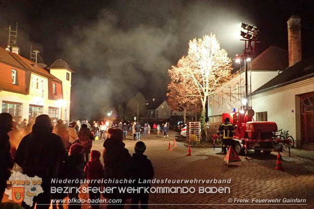 20181206 Indienststellung eines Lichtmast-Anhängers der FF Gainfarn im Zuge der Nikolausfeier beim Feuerwehrhaus  Foto: © FF Gainfarn