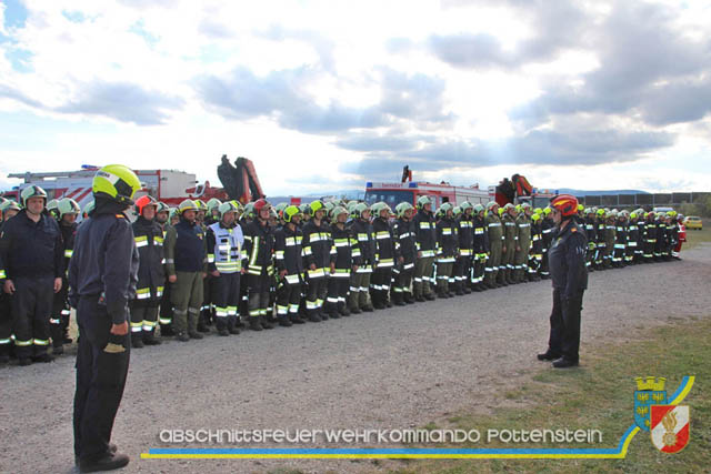 Großübung Tritolia19" Feuerwehrabschnitt Pottenstein am 06.April 2019  Fotos: ASB Markus Hackl u. ASB Bernd Taxberger AFKDO Pottenstein