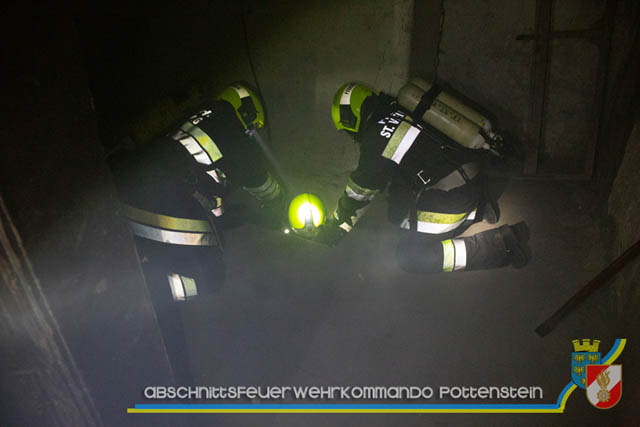Großübung Tritolia19" Feuerwehrabschnitt Pottenstein am 06.April 2019  Fotos: ASB Markus Hackl u. ASB Bernd Taxberger AFKDO Pottenstein