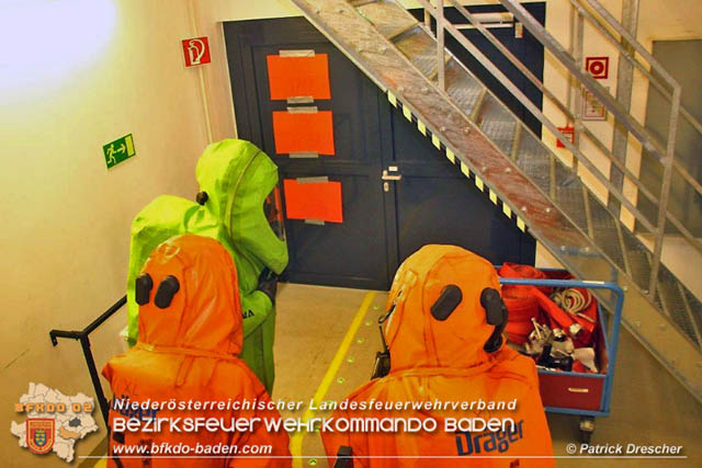 20190330 Pilotseminar "Fortbildung Chemieschutzanzug-Träger" des BFKDO Baden bei der BTF Industriepark Schwechat Foto: Patrick Drescher 20190330 Pilotseminar "Fortbildung Chemieschutzanzug-Träger" des BFKDO Baden bei der BTF Industriepark Schwechat Foto: Patrick Drescher