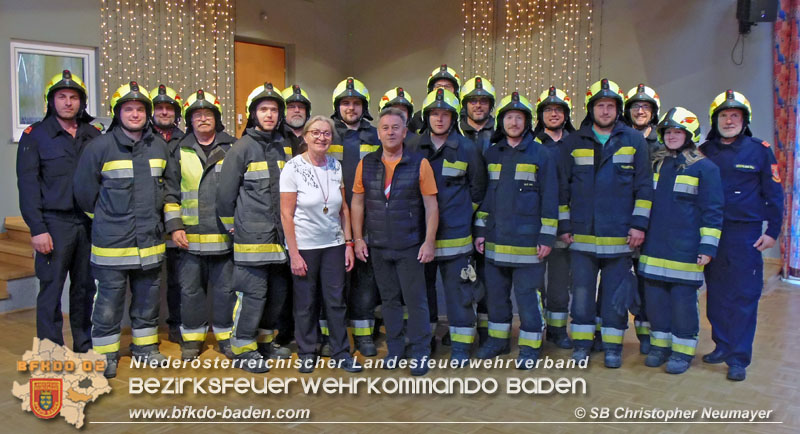 201910 Neue Feuerwehrhelme für die FF Günselsdorf  Foto: © SB ÖA Christopher Neumayer FF Günselsdorf