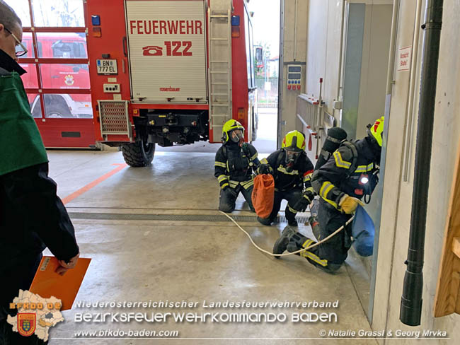 20200229 4 Feuerwehren absolvierten Ausbildungspruefung Atemschutz in Baden Fotos: Natalie Grassl & Georg Mrvka 20200229 4 Feuerwehren absolvierten Ausbildungspruefung Atemschutz in Baden Fotos: Natalie Grassl & Georg Mrvka