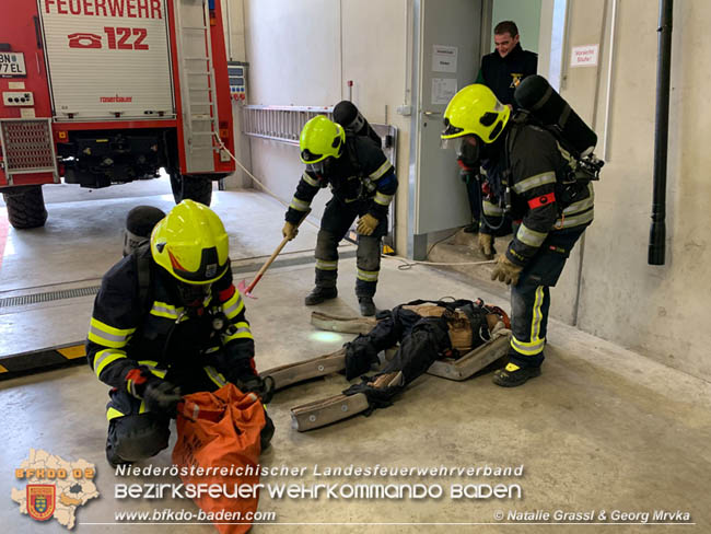 20200229 4 Feuerwehren absolvierten Ausbildungspruefung Atemschutz in Baden Fotos: Natalie Grassl & Georg Mrvka 20200229 4 Feuerwehren absolvierten Ausbildungspruefung Atemschutz in Baden Fotos: Natalie Grassl & Georg Mrvka