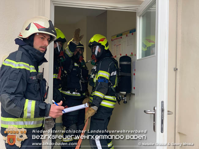 20200229 4 Feuerwehren absolvierten Ausbildungspruefung Atemschutz in Baden Fotos: Natalie Grassl & Georg Mrvka 20200229 4 Feuerwehren absolvierten Ausbildungspruefung Atemschutz in Baden Fotos: Natalie Grassl & Georg Mrvka