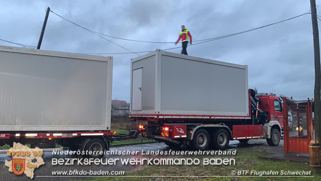 20201231 Ankunft der ersten Hilfslieferung aus Niederösterreich im Erdbebengebiet Foto: © BTF Flughafen Schwechat 20201231 Ankunft der ersten Hilfslieferung aus Niederösterreich im Erdbebengebiet Foto: © BTF Flughafen Schwechat