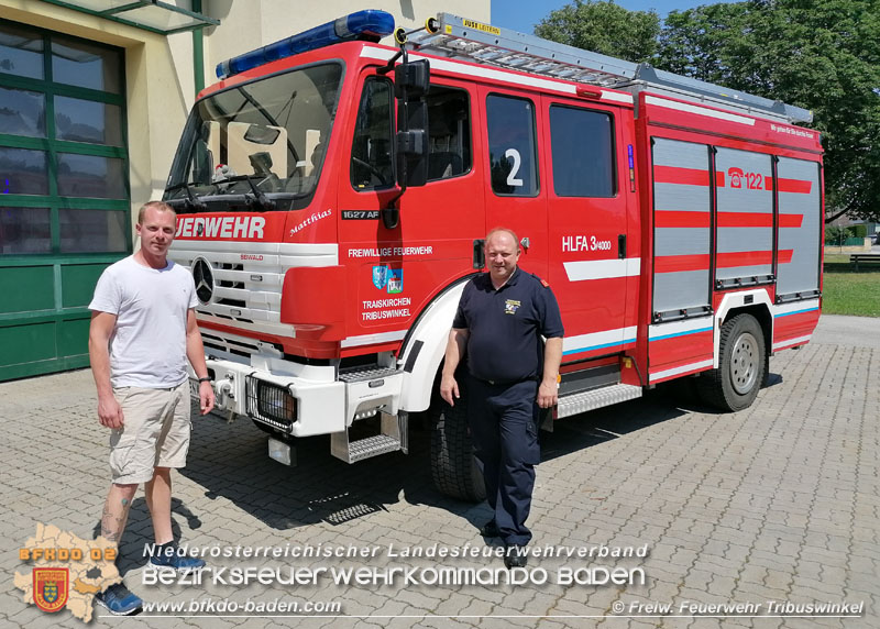 Jungunternehmer übernimmt Patenschaft für Tribuswinler Einsatzfahrzeug Foto: Freiwillige Feuerwehr Tribuswinkel Jungunternehmer übernimmt Patenschaft für Tribuswinler Einsatzfahrzeug Foto: Freiwillige Feuerwehr Tribuswinkel