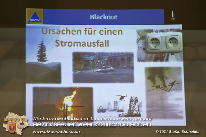 20211015 Vortrag des Zivilschutzverbandes in der Feuerwehrscheune Unterwaltersdorf ueber das Thema Blackout FOTO: © Stefan Schneider 20211015 Vortrag des Zivilschutzverbandes in der Feuerwehrscheune Unterwaltersdorf ueber das Thema Blackout FOTO: © Stefan Schneider