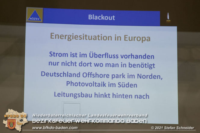 20211015 Vortrag des Zivilschutzverbandes in der Feuerwehrscheune Unterwaltersdorf ueber das Thema Blackout  FOTO: © Stefan Schneider