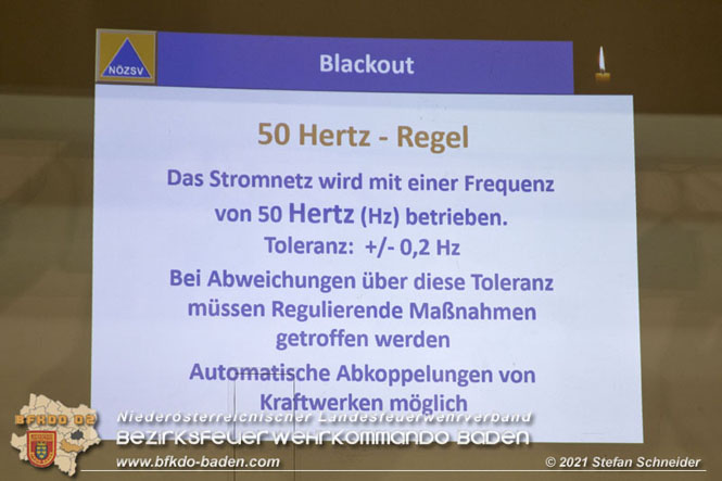 20211015 Vortrag des Zivilschutzverbandes in der Feuerwehrscheune Unterwaltersdorf ueber das Thema Blackout  FOTO: © Stefan Schneider