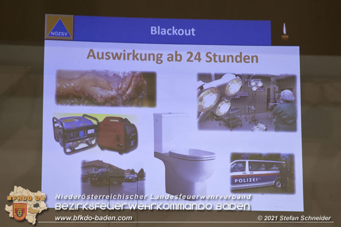 20211015 Vortrag des Zivilschutzverbandes in der Feuerwehrscheune Unterwaltersdorf ueber das Thema Blackout  FOTO: © Stefan Schneider
