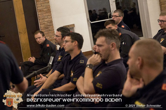 20211015 Vortrag des Zivilschutzverbandes in der Feuerwehrscheune Unterwaltersdorf ueber das Thema Blackout FOTO: © Stefan Schneider 20211015 Vortrag des Zivilschutzverbandes in der Feuerwehrscheune Unterwaltersdorf ueber das Thema Blackout FOTO: © Stefan Schneider