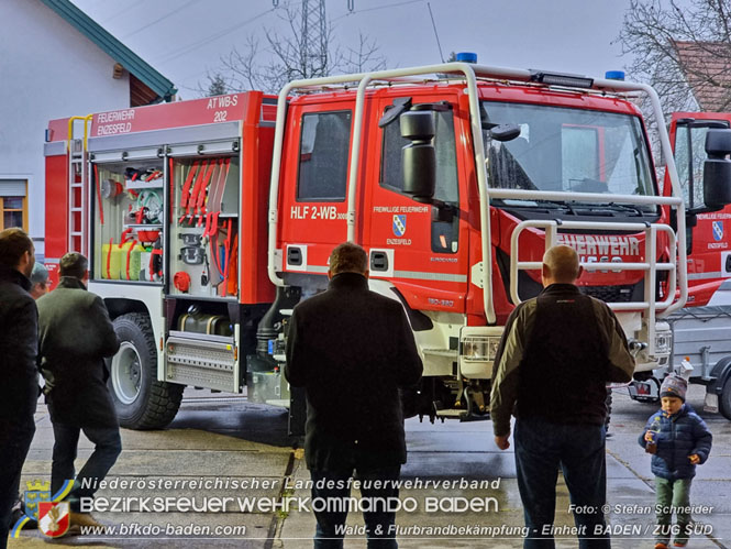 20211111_HLFA 2 Waldbrand NÖLFV für den Bezirk BADEN bei der FF Enzesfeld eingetroffen   Foto: © Stefan Schneider BFKDO BADEN