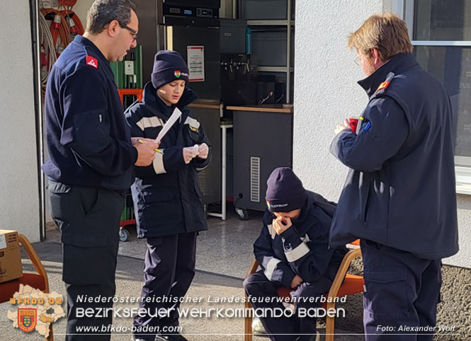 20220924 Fertigkeitsabzeichen Feuerwehrjugend Sicher zu Wasser und zu Land" Foto: BR Alexander Wolf 20220924 Fertigkeitsabzeichen Feuerwehrjugend Sicher zu Wasser und zu Land" Foto: BR Alexander Wolf