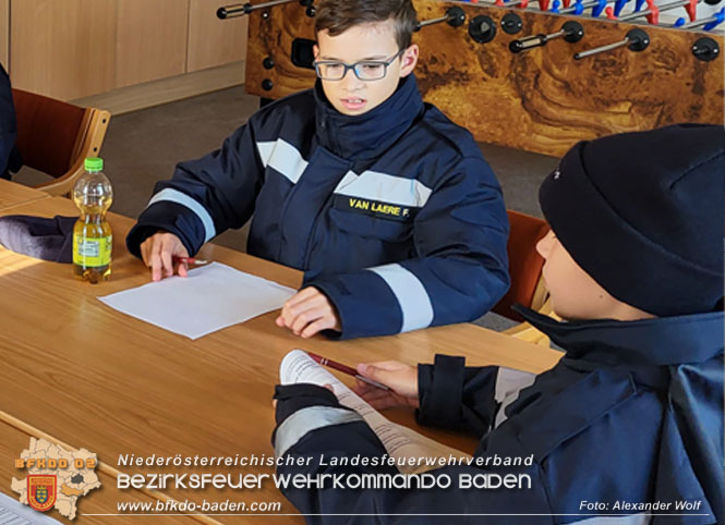 20220924 Fertigkeitsabzeichen Feuerwehrjugend Sicher zu Wasser und zu Land" Foto: BR Alexander Wolf 20220924 Fertigkeitsabzeichen Feuerwehrjugend Sicher zu Wasser und zu Land" Foto: BR Alexander Wolf