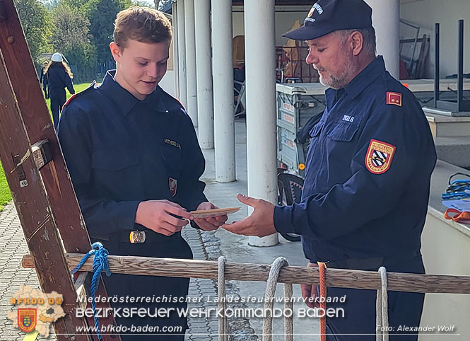 20220924 Fertigkeitsabzeichen Feuerwehrjugend Sicher zu Wasser und zu Land" Foto: BR Alexander Wolf 20220924 Fertigkeitsabzeichen Feuerwehrjugend Sicher zu Wasser und zu Land" Foto: BR Alexander Wolf
