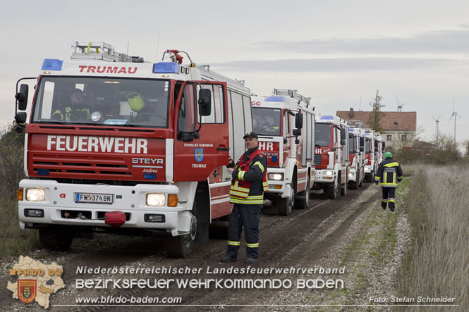 20221105 KHD-Übung des 1. und 3.Zuges der 2.KHD Bereitschaft in Blumau-Neurißhof 20221105 KHD-Übung des 1. und 3.Zuges der 2.KHD Bereitschaft in Blumau-Neurißhof