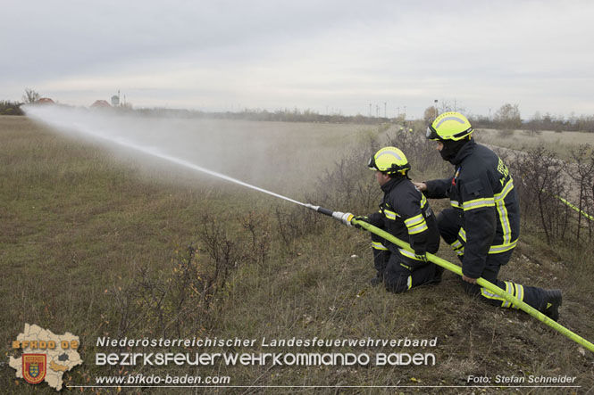 20221105 KHD-Übung des 1. und 3.Zuges der 2.KHD Bereitschaft in Blumau-Neurißhof 20221105 KHD-Übung des 1. und 3.Zuges der 2.KHD Bereitschaft in Blumau-Neurißhof
