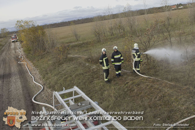 20221105 KHD-Übung des 1. und 3.Zuges der 2.KHD Bereitschaft in Blumau-Neurißhof 20221105 KHD-Übung des 1. und 3.Zuges der 2.KHD Bereitschaft in Blumau-Neurißhof