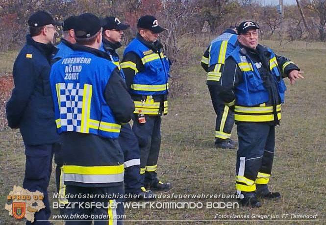 20221105 KHD-Übung des 1. und 3.Zuges der 2.KHD Bereitschaft in Blumau-Neurißhof 20221105 KHD-Übung des 1. und 3.Zuges der 2.KHD Bereitschaft in Blumau-Neurißhof