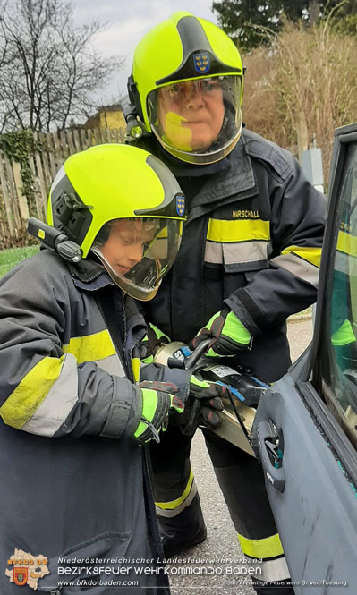 20230331 Brandschutzerziehung in der Volksschule St. Veit/Triesting - Gemeinsam - Sicher - Feuerwehr Foto: Freiwillige Feuerwehr St.Veit/Triesting 20230331 Brandschutzerziehung in der Volksschule St. Veit/Triesting - Gemeinsam - Sicher - Feuerwehr Foto: Freiwillige Feuerwehr St.Veit/Triesting