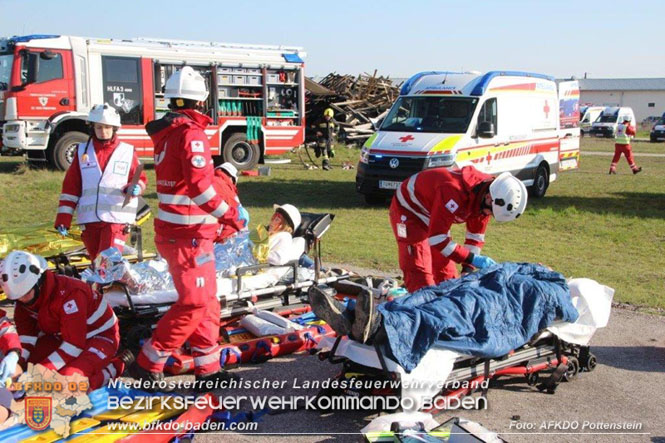 20230422 Grossübung der Einsatzkräfte aus dem Triestingtal am Tritolgelände in Eggendorf 20230422 Grossübung der Einsatzkräfte aus dem Triestingtal am Tritolgelände in Eggendorf