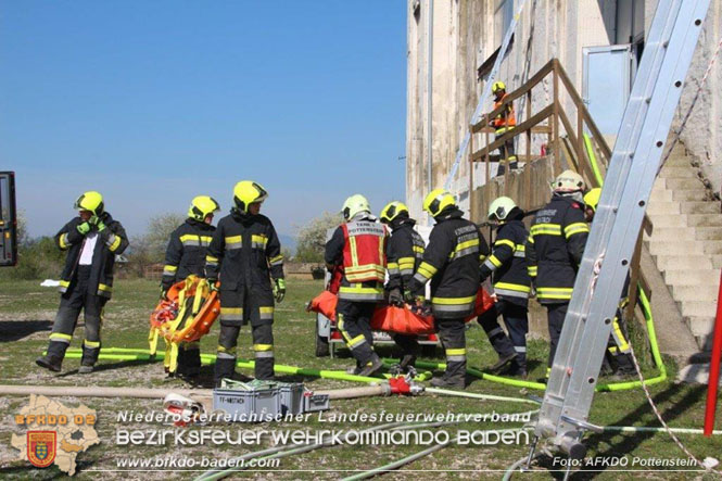 20230422 Grossübung der Einsatzkräfte aus dem Triestingtal am Tritolgelände in Eggendorf 20230422 Grossübung der Einsatzkräfte aus dem Triestingtal am Tritolgelände in Eggendorf
