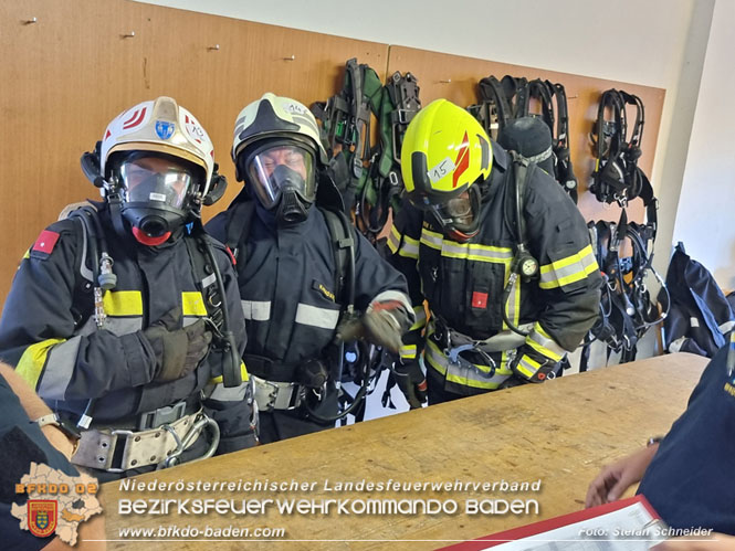 20230910 Atemschutzgeräteträgerlehrgang in Bad Vöslau Foto: Roman Wöhrer FF Baden-Stadt 20230910 Atemschutzgeräteträgerlehrgang in Bad Vöslau Foto: Roman Wöhrer FF Baden-Stadt