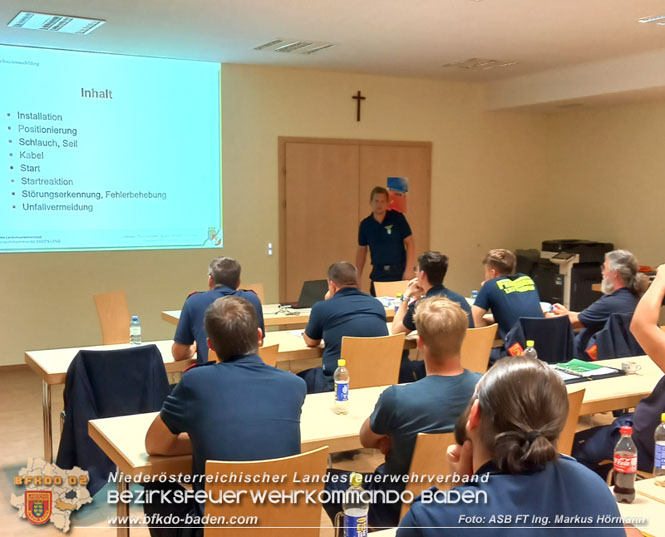 20230929_Einsatzmaschinistenlehrgang (EMA) Abschnitt Baden-Land im Feuerwehrhaus Günselsdorf Foto: FT Ing. Markus Hörmann 20230929_Einsatzmaschinistenlehrgang (EMA) Abschnitt Baden-Land im Feuerwehrhaus Günselsdorf Foto: FT Ing. Markus Hörmann