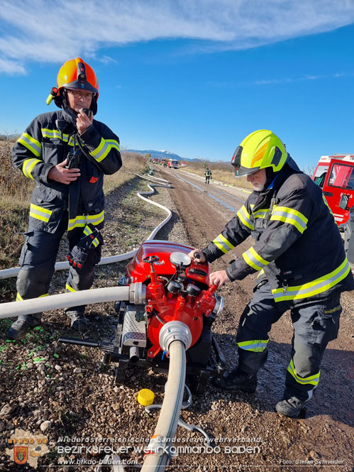 20231104 KHD Züge übten in Blumau-Neurißhof