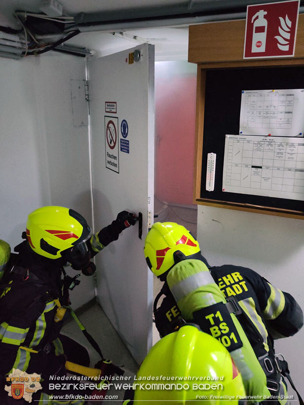 20240417_Abschnittsübung - Erdbeben löst Brand im Badener Stadttheater aus  Foto: Fritz Beichbuchner FF Baden-Stadt