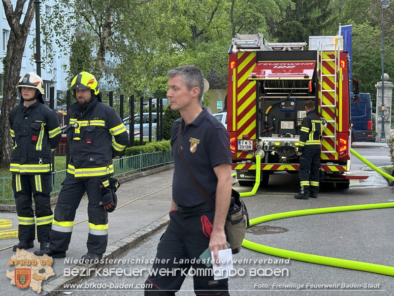 20240417_Abschnittsübung - Erdbeben löst Brand im Badener Stadttheater aus  Foto: Viktor van de Castell FF Baden-Stadt