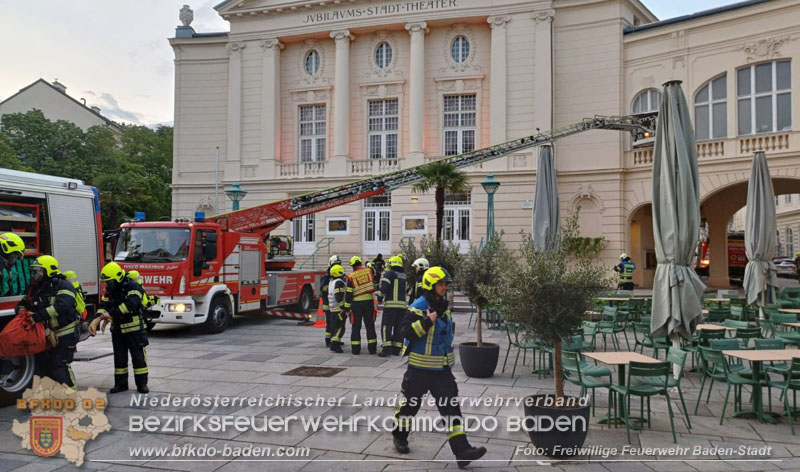20240417_Abschnittsübung - Erdbeben löst Brand im Badener Stadttheater aus  Foto: Roman Wöhrer FF Baden-Stadt